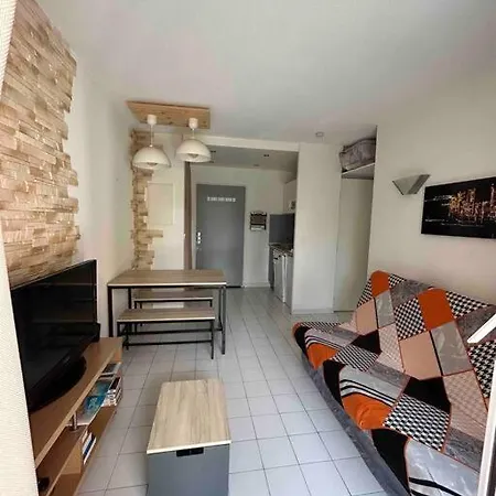 Apartment F2 Meuble Piscine/tennis